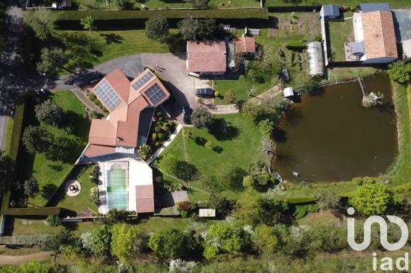 Maison à vendre 5 pièces 165 m² Chantonnay