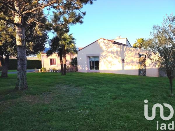 Maison à vendre 5 pièces 165 m² Chantonnay