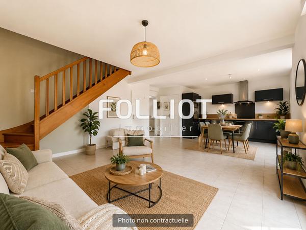 A VENDRE Maison 5 pièces à vendre à Bréhal - 50290 - Centre