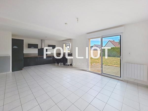 A VENDRE Maison 5 pièces à vendre à Bréhal - 50290 - Centre
