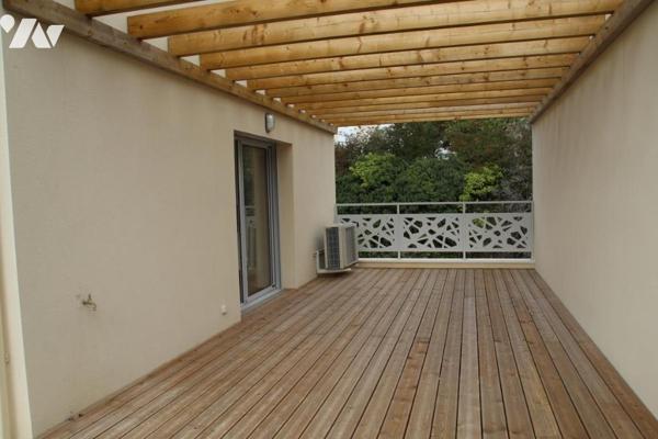 NIORT SECTEUR RECOUVRANCE/ROUSSILLE, PAVILLON DE TYPE 3 NEUF AVEC GRAND PATIO ET JARDINET