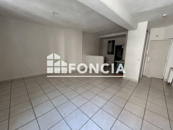 Location Appartement 3 pièces 60.1 m² - 23 RUE EUGENE BRIAIS Melun 77000