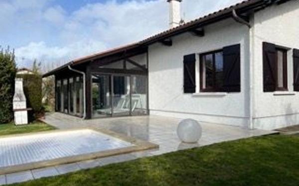 Maison à vendre    6 pièces •  Gujan-Mestras