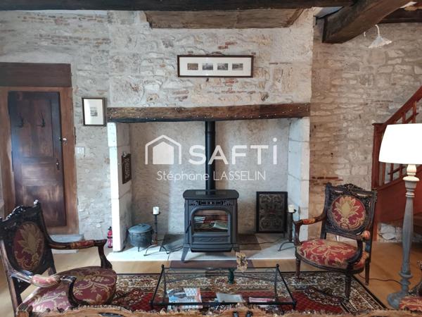 Magnifique maison de maitre en Pierre avec gite et local commercial
