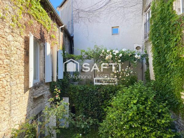 Magnifique maison de maitre en Pierre avec gite et local commercial