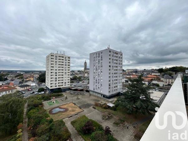 Appartement 2 pièces de 66 m² à Cholet (49300)