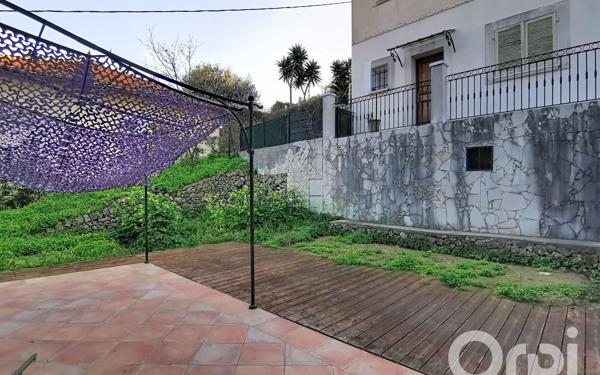 Maison à vendre    6 pièces •  Toulon