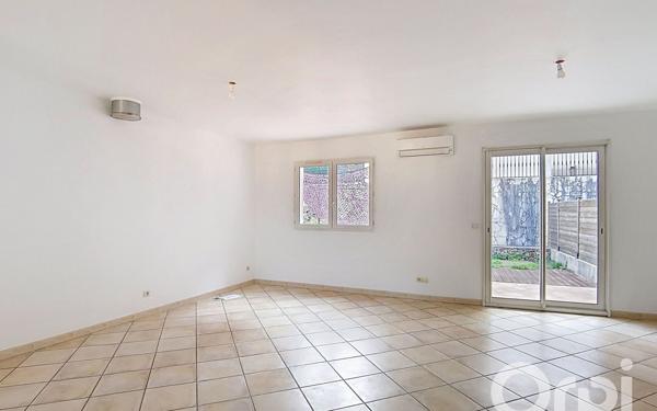 Maison à vendre    6 pièces •  Toulon