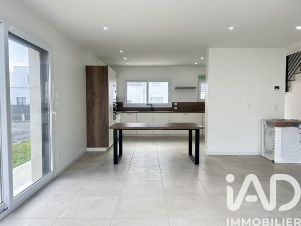 Maison à vendre 6 pièces 137 m² Cagny