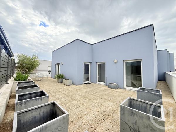 Appartement F4 à vendre  4 pièces - 94,17 m 2   PARIS  - 75016