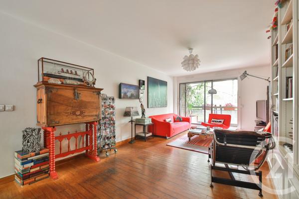 Appartement F4 à vendre  4 pièces - 94,17 m 2   PARIS  - 75016