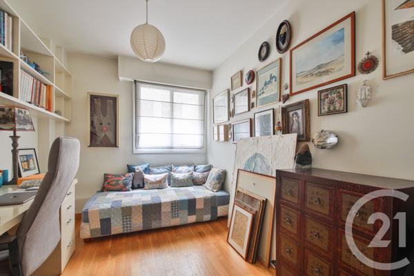Appartement F4 à vendre  4 pièces - 94,17 m 2   PARIS  - 75016