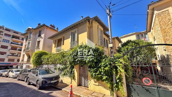A VENDRE: Bas de maison à Nice 4 pièces 96m2
