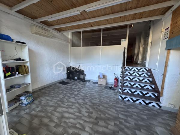 Local d activites de 44,26 m²