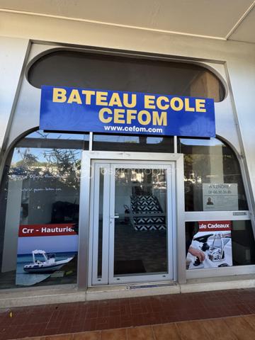 Local d activites de 44,26 m²