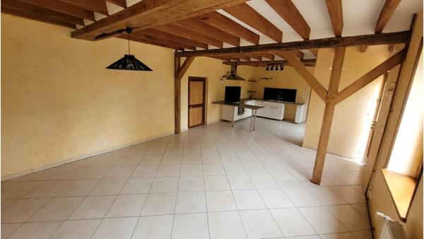 Fermette rénovée 190m², 4/5 ch, garage 71m² en cours / 2631m²