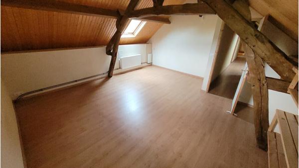 Fermette rénovée 190m², 4/5 ch, garage 71m² en cours / 2631m²