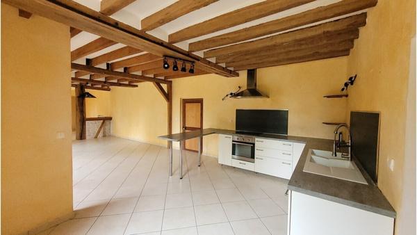 Fermette rénovée 190m², 4/5 ch, garage 71m² en cours / 2631m²