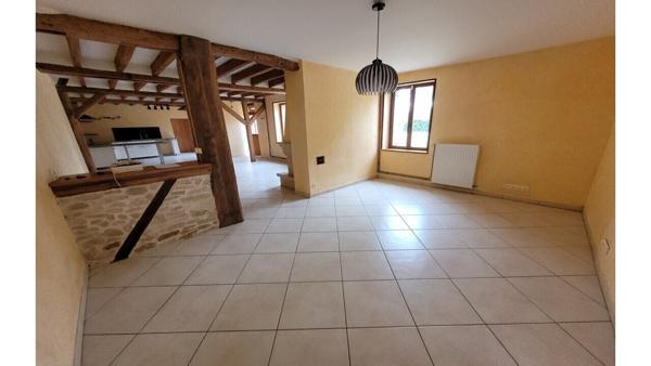 Fermette rénovée 190m², 4/5 ch, garage 71m² en cours / 2631m²