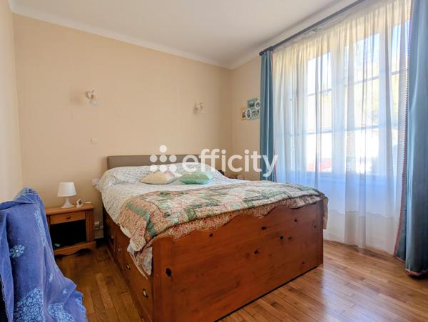 Maison 7 pièces - 140 m² Exclusivité efficity