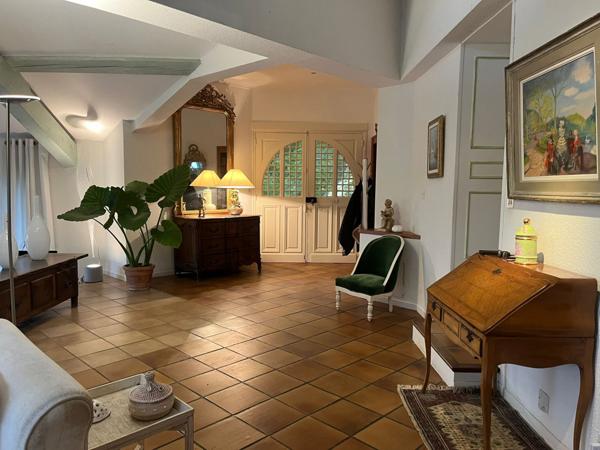 À vendre - Maison bourgeoise, 7 pièces située à Béziers (34500)