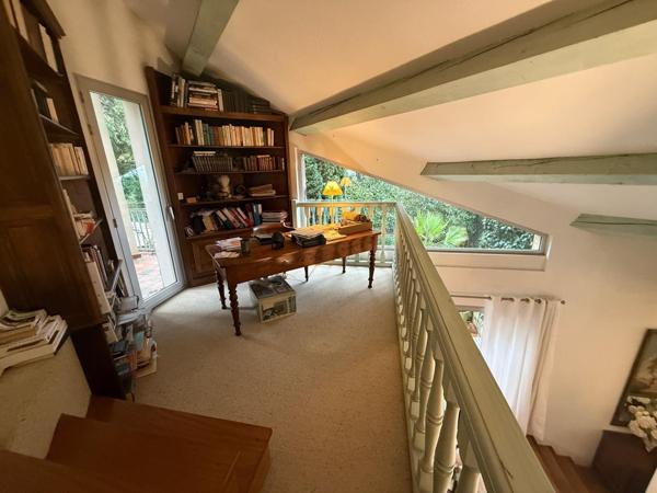 À vendre - Maison bourgeoise, 7 pièces située à Béziers (34500)