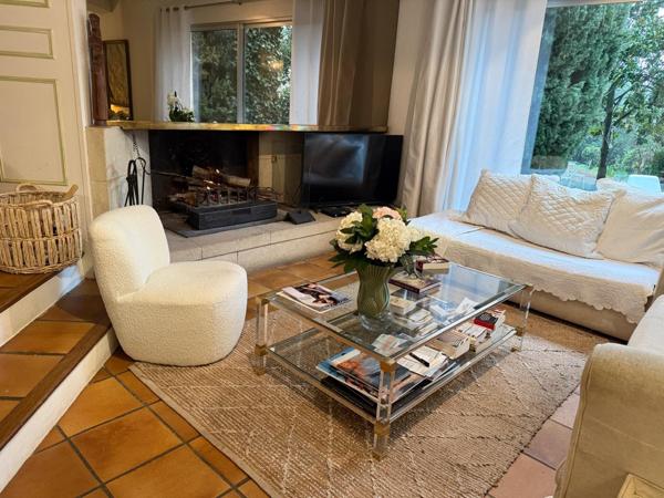 À vendre - Maison bourgeoise, 7 pièces située à Béziers (34500)