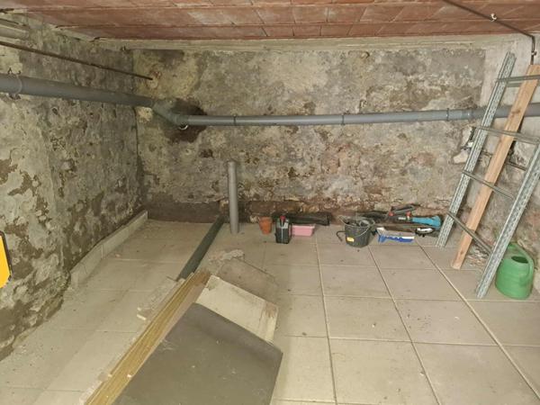 Maison à rénover Le Creusot 3 pièce(s) 68 m2 avec terrain 647m2