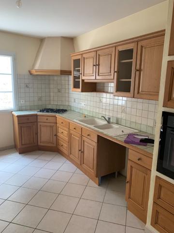 Maison 4 pièces dans le centre vlille de Ligueil