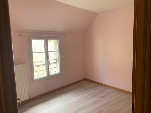 Maison 4 pièces dans le centre vlille de Ligueil