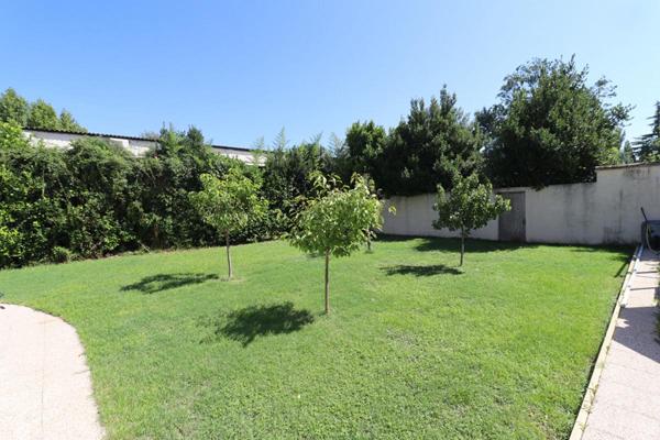 Maison Sorgues 6 pièce(s) 152 m2