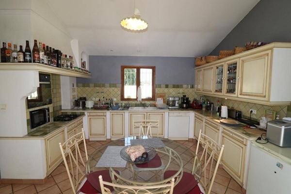 Maison Sorgues 6 pièce(s) 152 m2