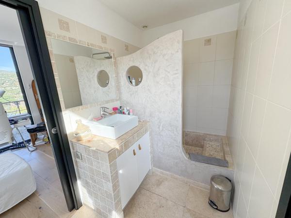 Maison à vendre  7 pièces - 220 m2 CAVALAIRE SUR MER - 83