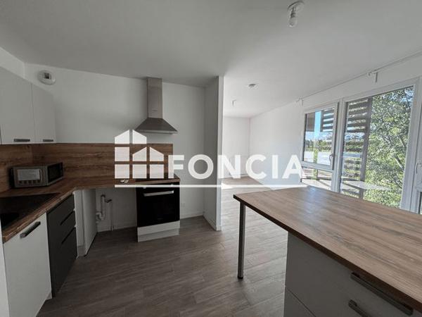 Location Appartement 3 pièces 73.1 m² - Monteux 84170