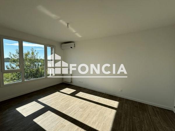 Location Appartement 3 pièces 73.1 m² - Monteux 84170