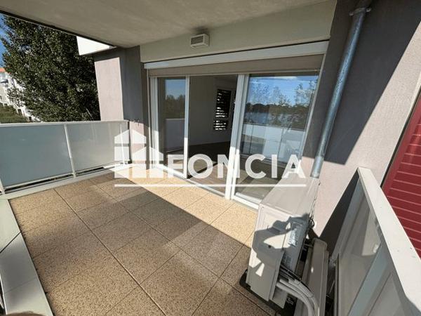 Location Appartement 3 pièces 73.1 m² - Monteux 84170