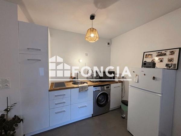Location Studio 28.8 m² - 22-22 BIS -24 AVENUE LACASSAGNE Lyon 69003