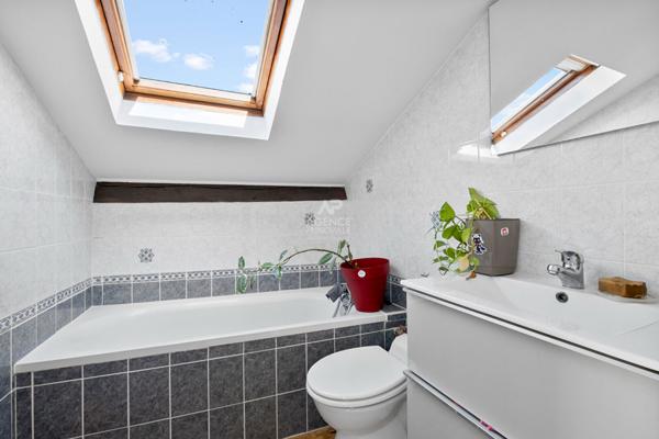 Appartement Maisons Laffitte centre - 3 chambres - duplex 94 M2 au sol €365 000 ** - Référence 12941