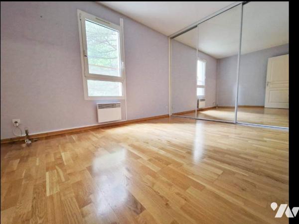 Très beau T4 avec terrasse et garage