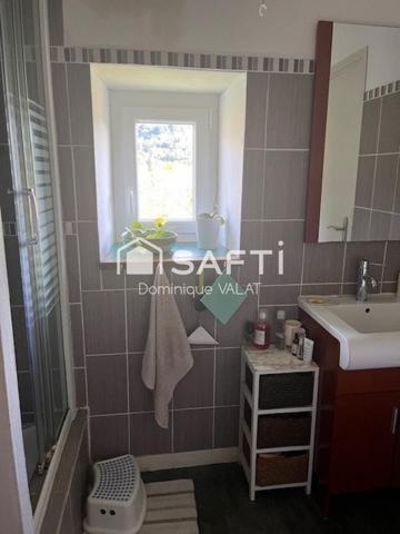 Bien immédiatement rentable avec baux en cours