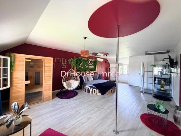 Immeuble à vendre 4 pièces de 126 m²