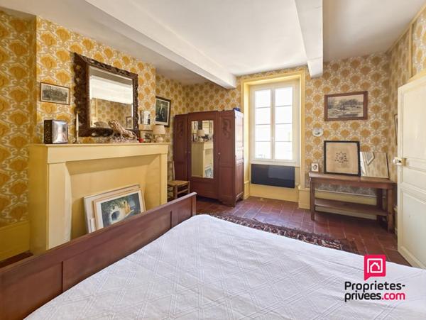 Maison de caractère avec terrain et dépendance Précy Sous Thil