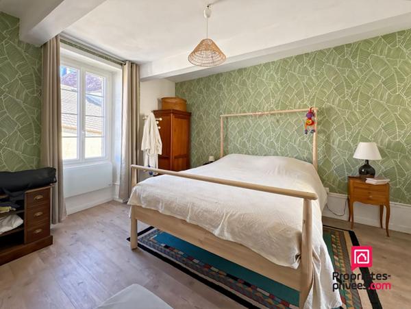 Maison de caractère avec terrain et dépendance Précy Sous Thil