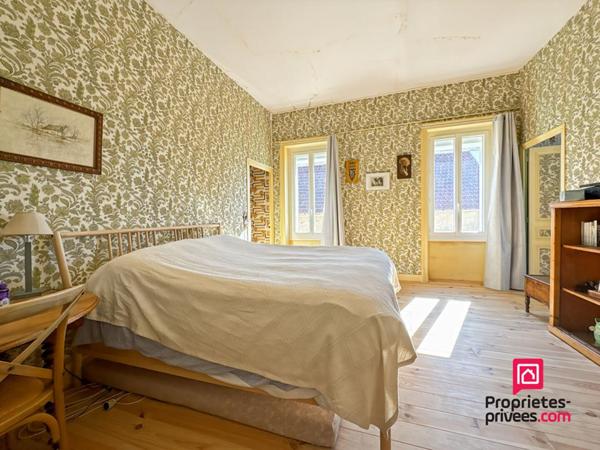 Maison de caractère avec terrain et dépendance Précy Sous Thil