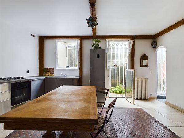 Maison 9 pièces 389 m2