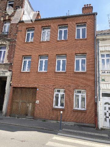 Bel immeuble de rapport en centre ville (libre d'occupation)