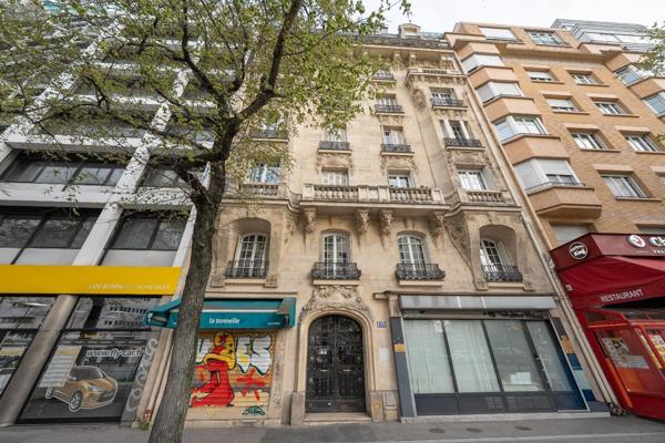 Appartement à vendre à Paris 13e arrondissement à Paris (75013), ref : 4 PIECES Avenue d'Italie   
METRO PORTE D'ITALIE