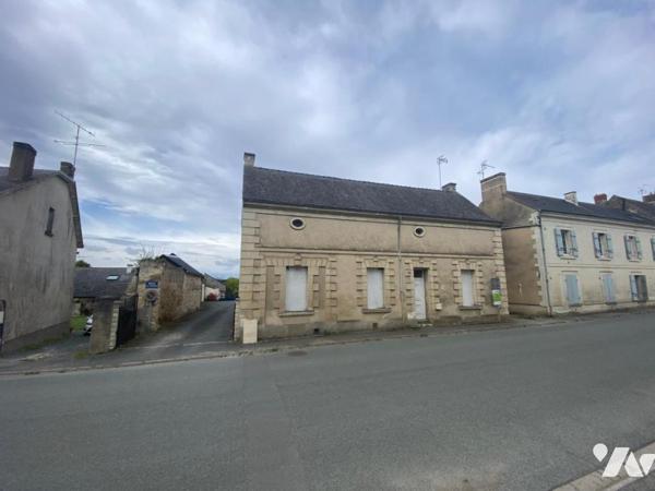 AMBILLOU CHATEAU Maison de bourg