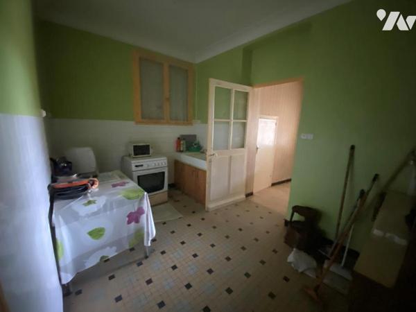 AMBILLOU CHATEAU Maison de bourg