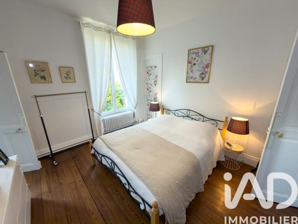 Maison à vendre 8 pièces 178 m² Châlons-en-Champagne